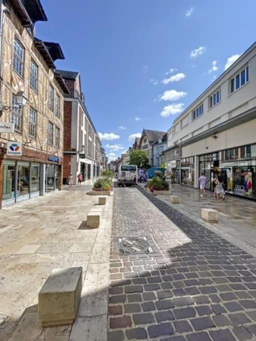 Appartement Au Coeur De Troyes Eksteriør bilde