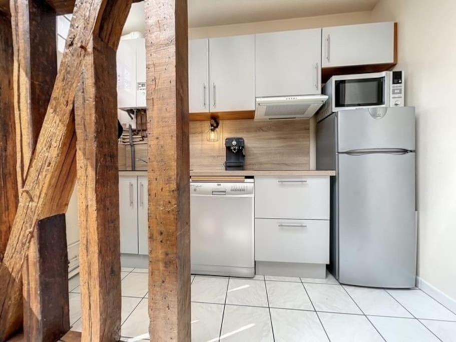 Appartement Au Coeur De Troyes Eksteriør bilde