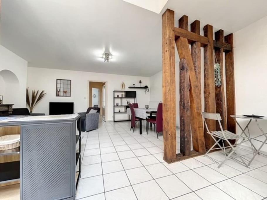 Appartement Au Coeur De Troyes Eksteriør bilde