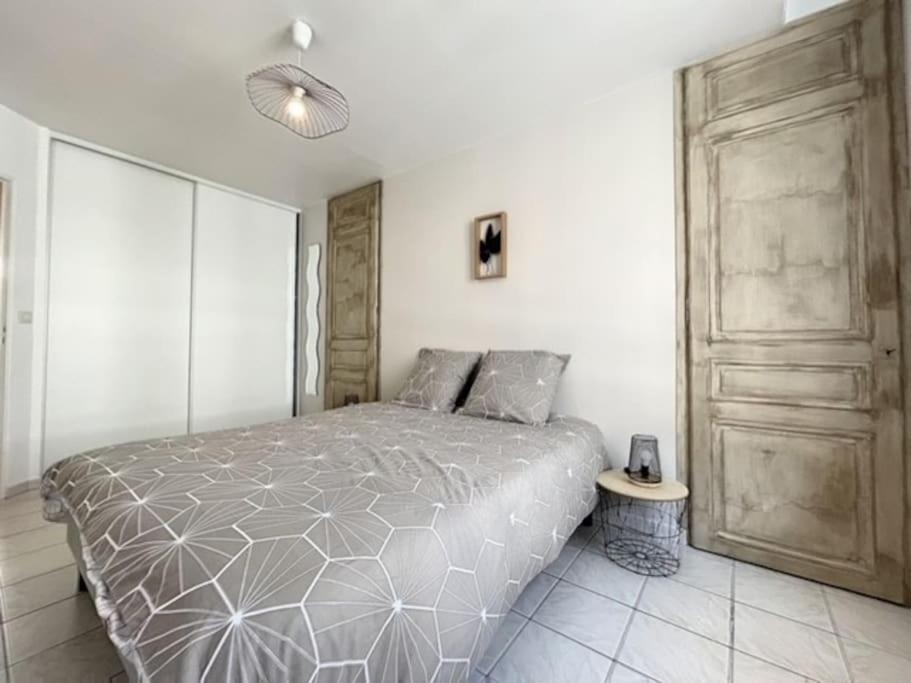 Appartement Au Coeur De Troyes Eksteriør bilde